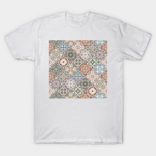 Mosaic tile tribal pattern T-Shirt